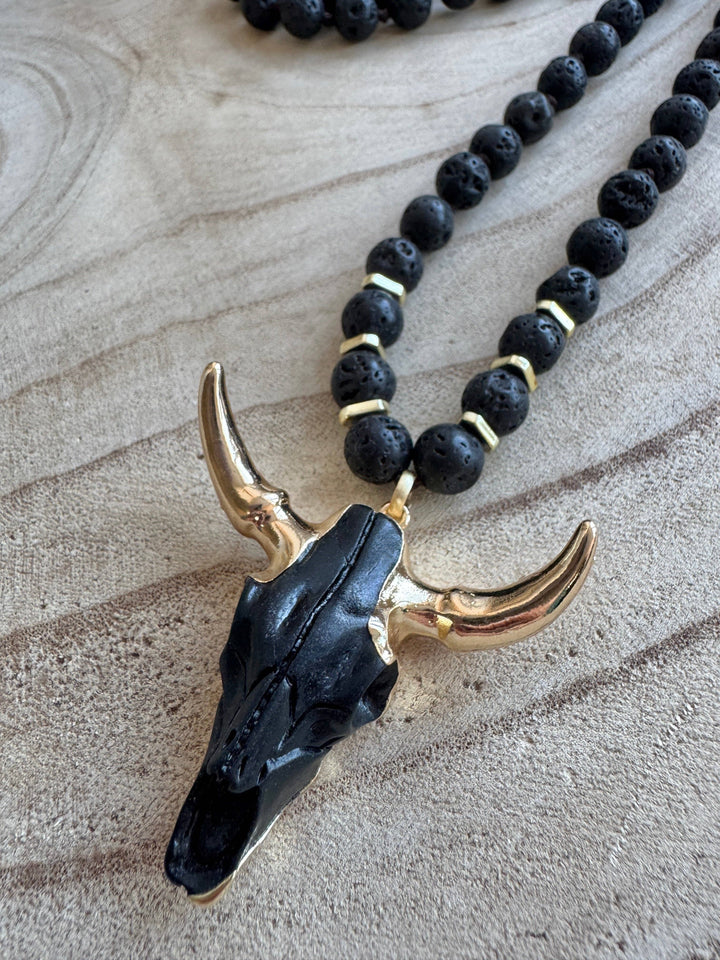The Black Wildhorn Necklace