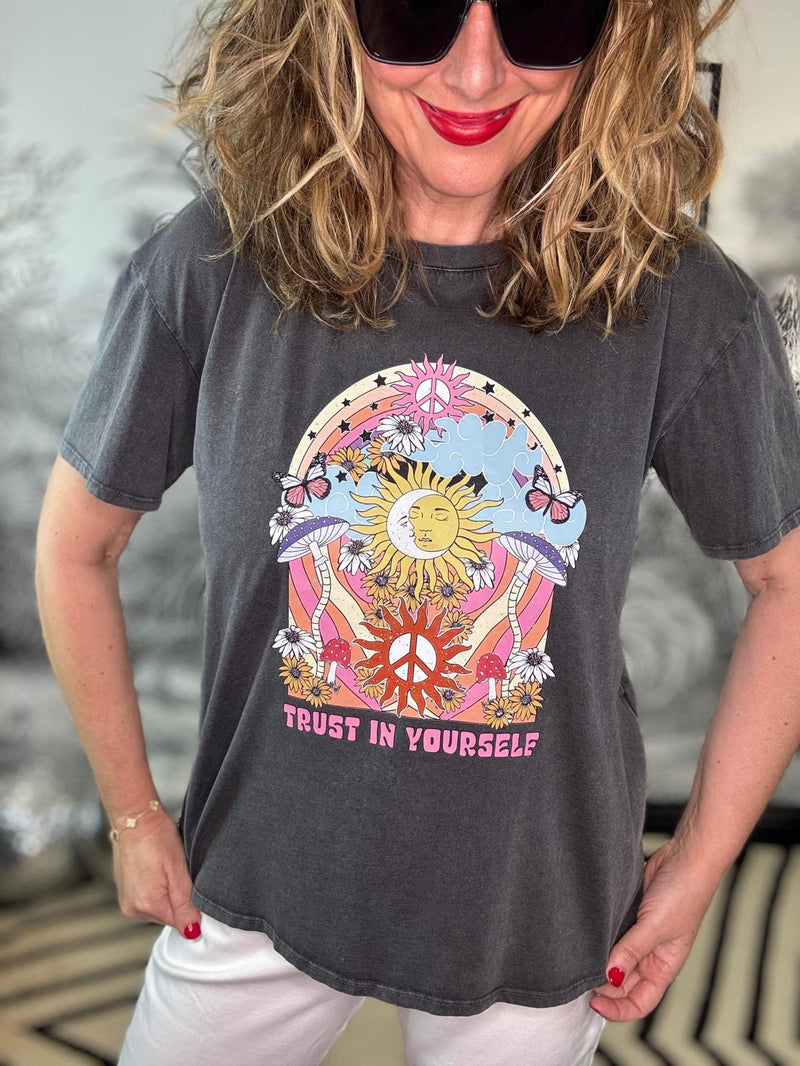 Trust in Yourself Graphic T-Shirt in Washed Grey