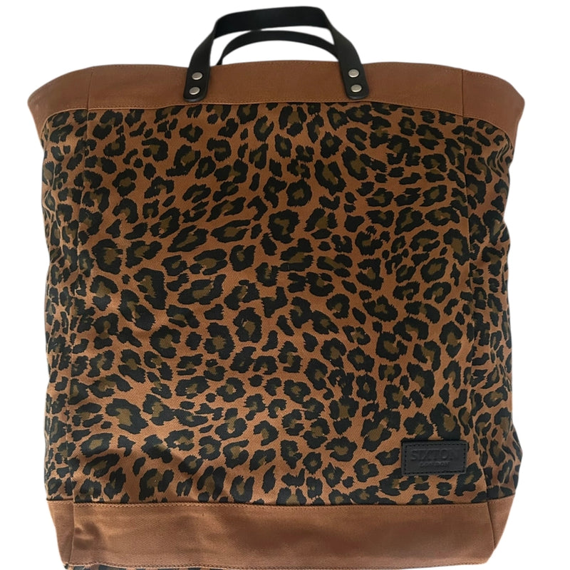 Clovelly Backpack Tote Bag in Leopard
