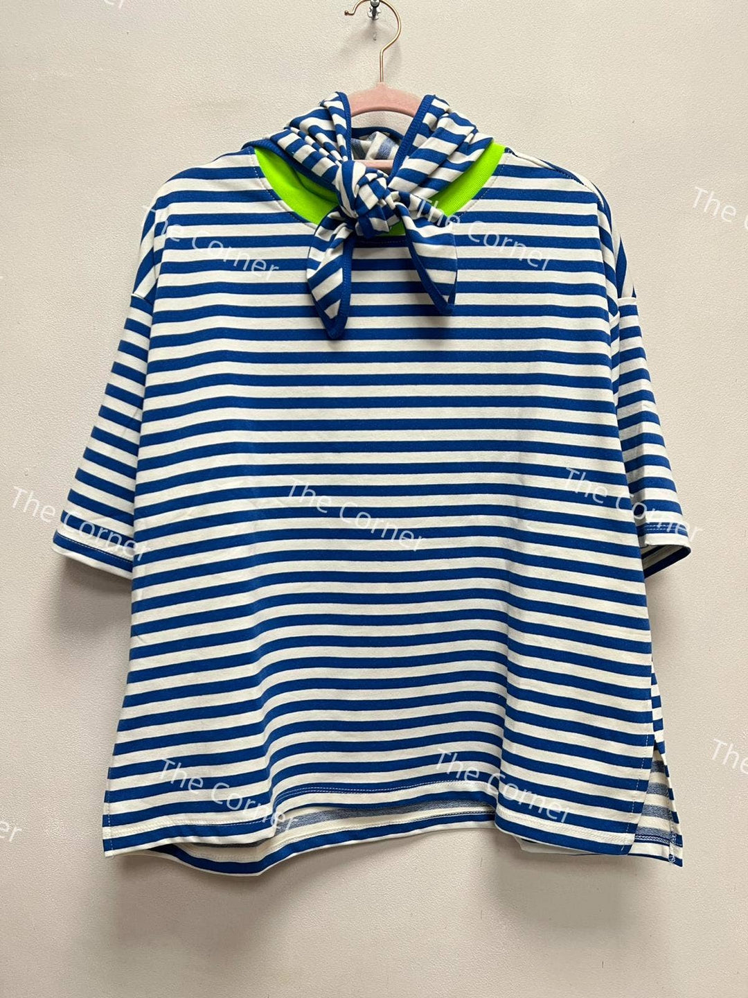 Summer Apple T-shirt in Blue