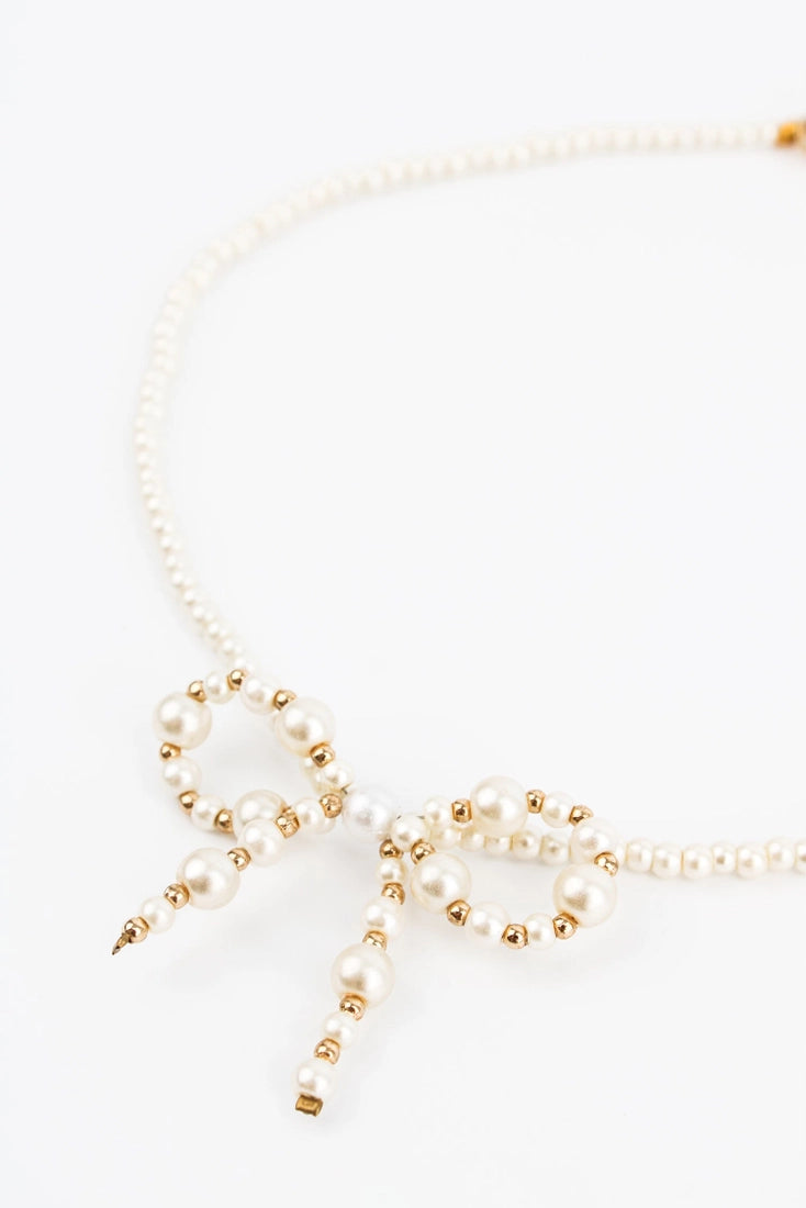 Pearl Bow Beaded Necklace