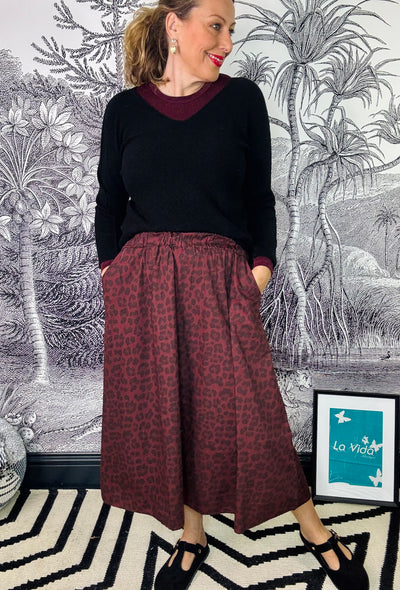 Abbie Midi Skirt in Wine Leo