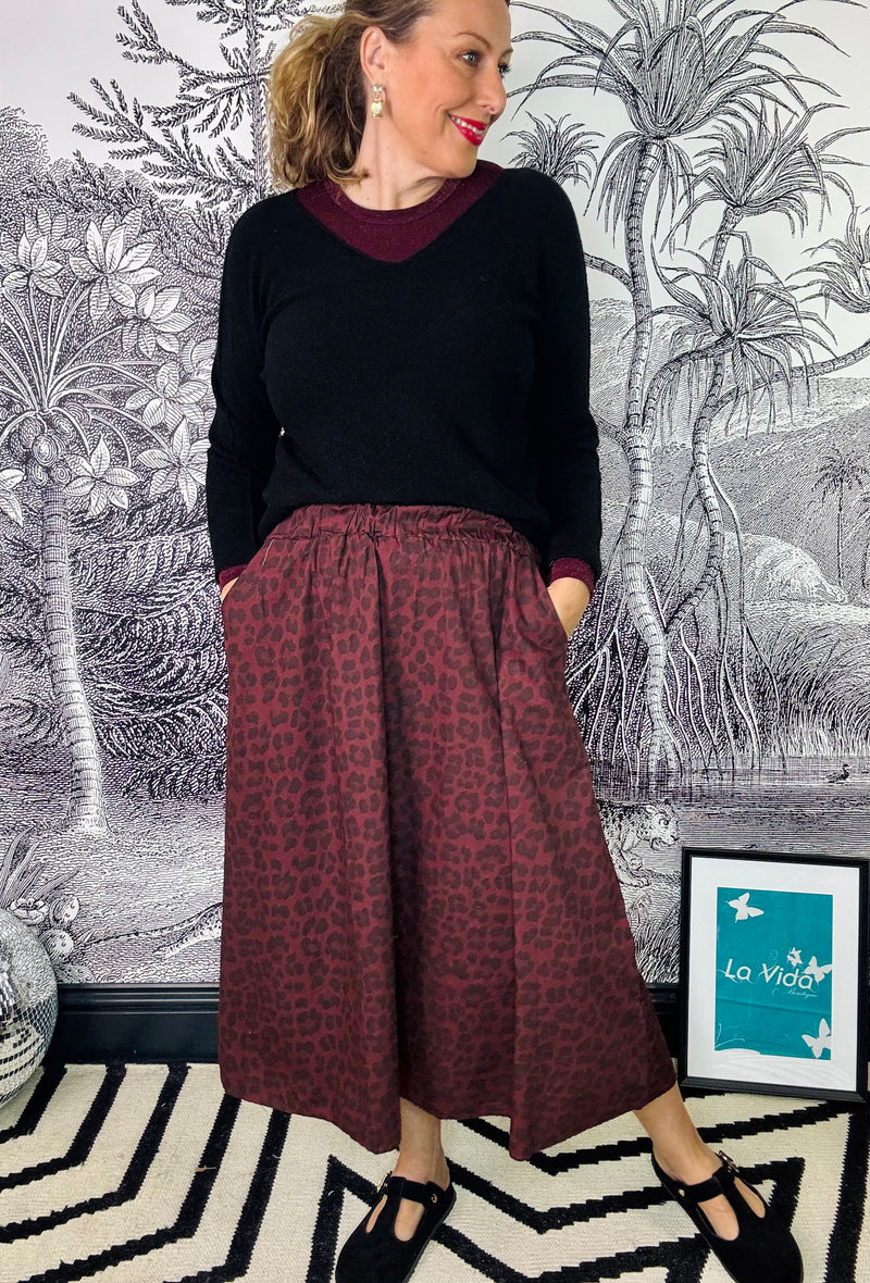 Abbie Midi Skirt in Wine Leo