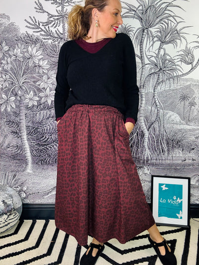Abbie Midi Skirt in Wine Leo
