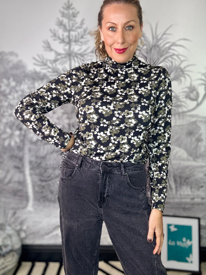 Rolinde Long Sleeve Top in Floral Khaki