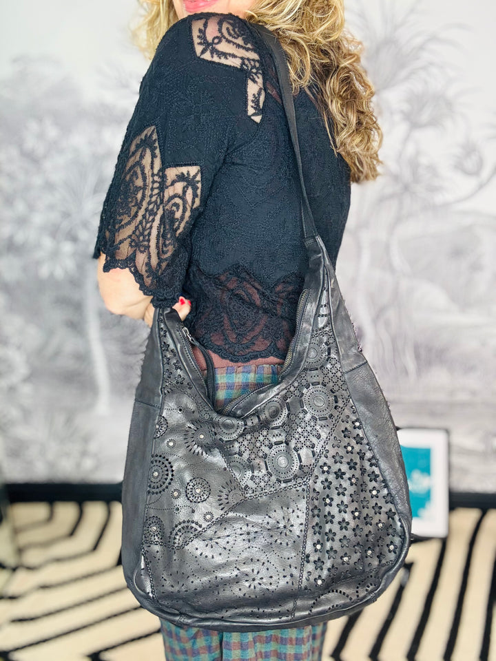 Lisbon Handmade Patterned Detailed Luxury Leather Bag In Black