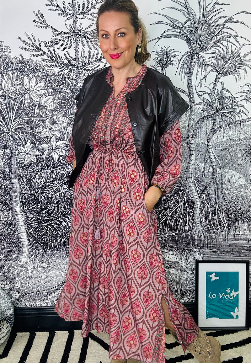 Luna Raglan Dress in Powder Tulip