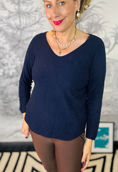 Amber Raw Edge V-Neck Jumper