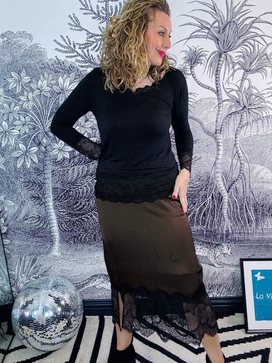 Thea Essential Lace Trim Layer Top