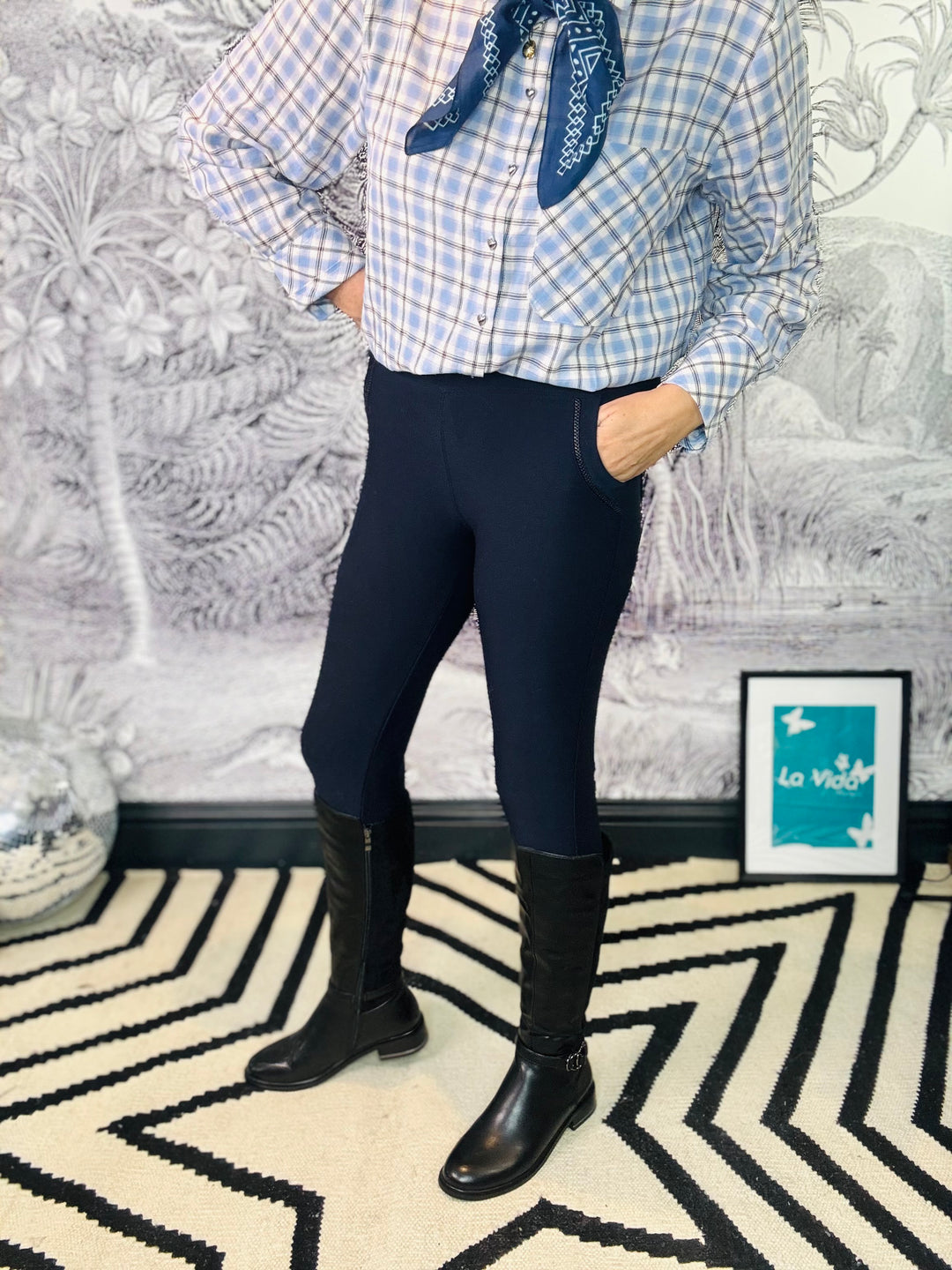 Nicola Neoprene Leggings in Navy