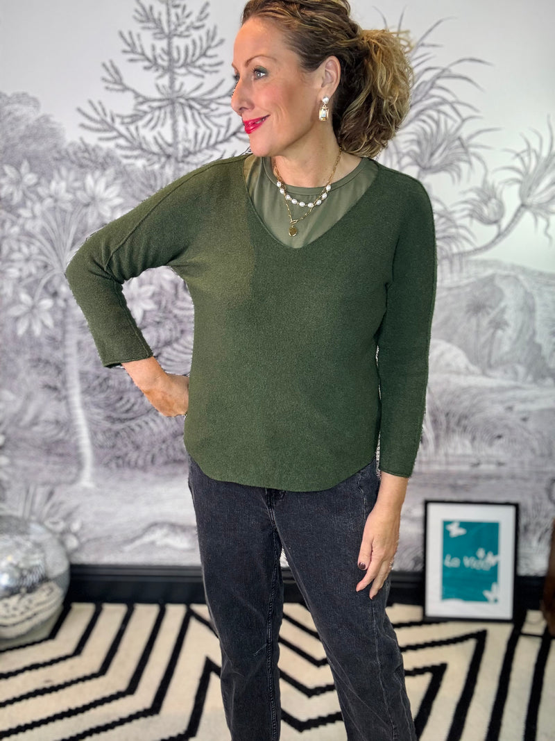 Amber Raw Edge V-Neck Jumper