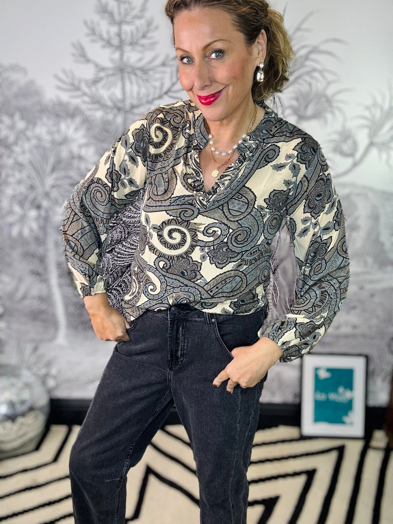 Luna Blouse in Grey Paisley