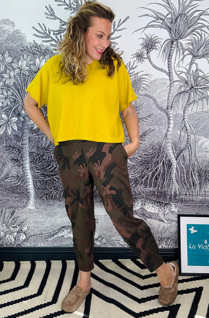 Ally Barrel Pants in Camo