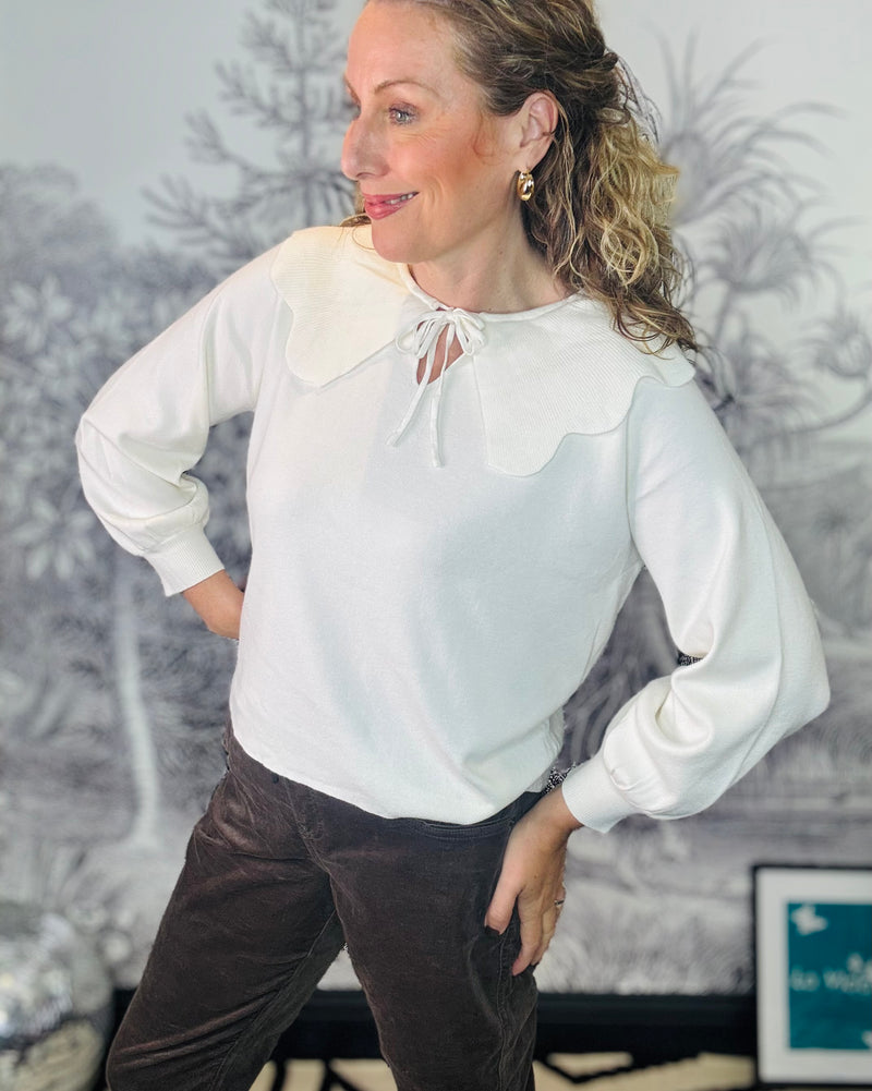Una Scalloped Collar Jumper