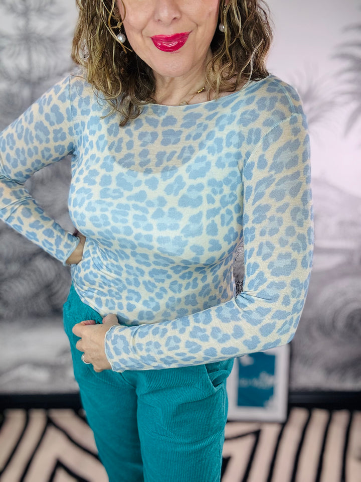 Selena Super Soft Leopard Print Cashmere Layering Top