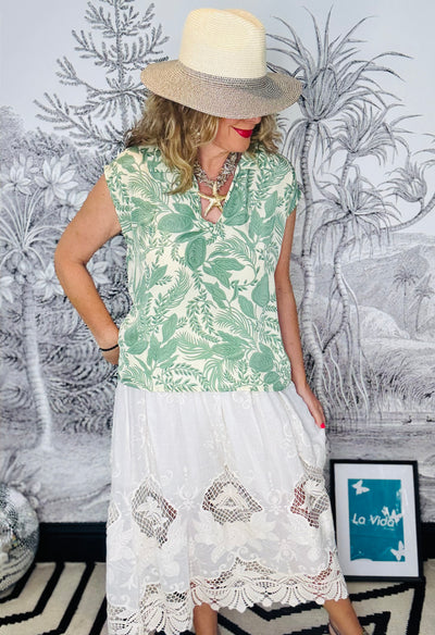 Luna Ane Blouse in Sage Green