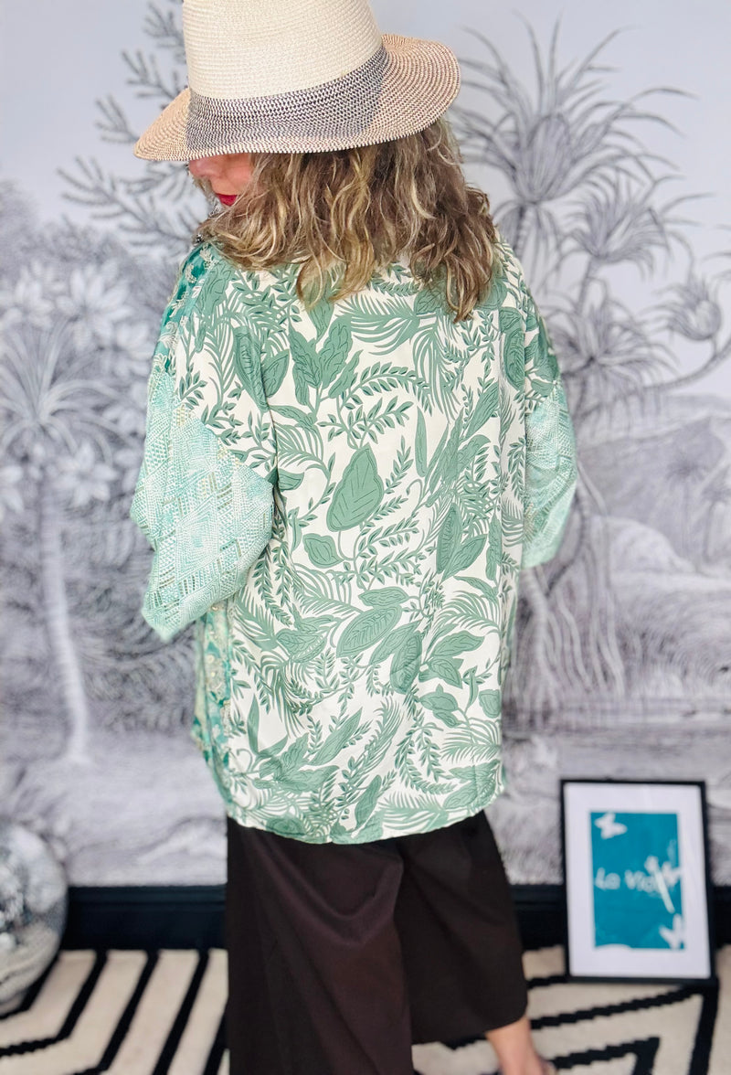 Luna Short Kimono in Floral Green Mix