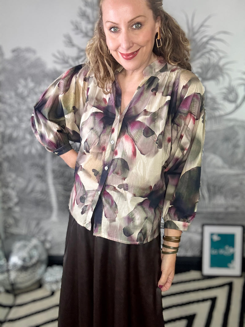Filora Blouse in Plum Flower