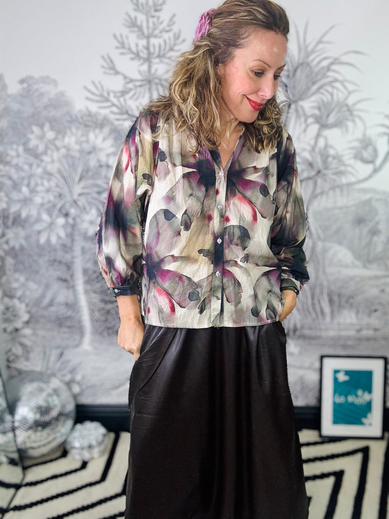 Filora Blouse in Plum Flower