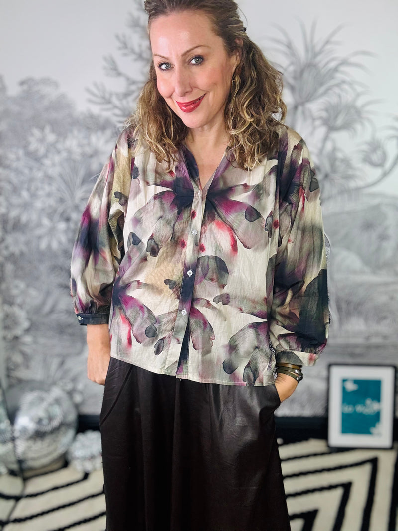 Filora Blouse in Plum Flower