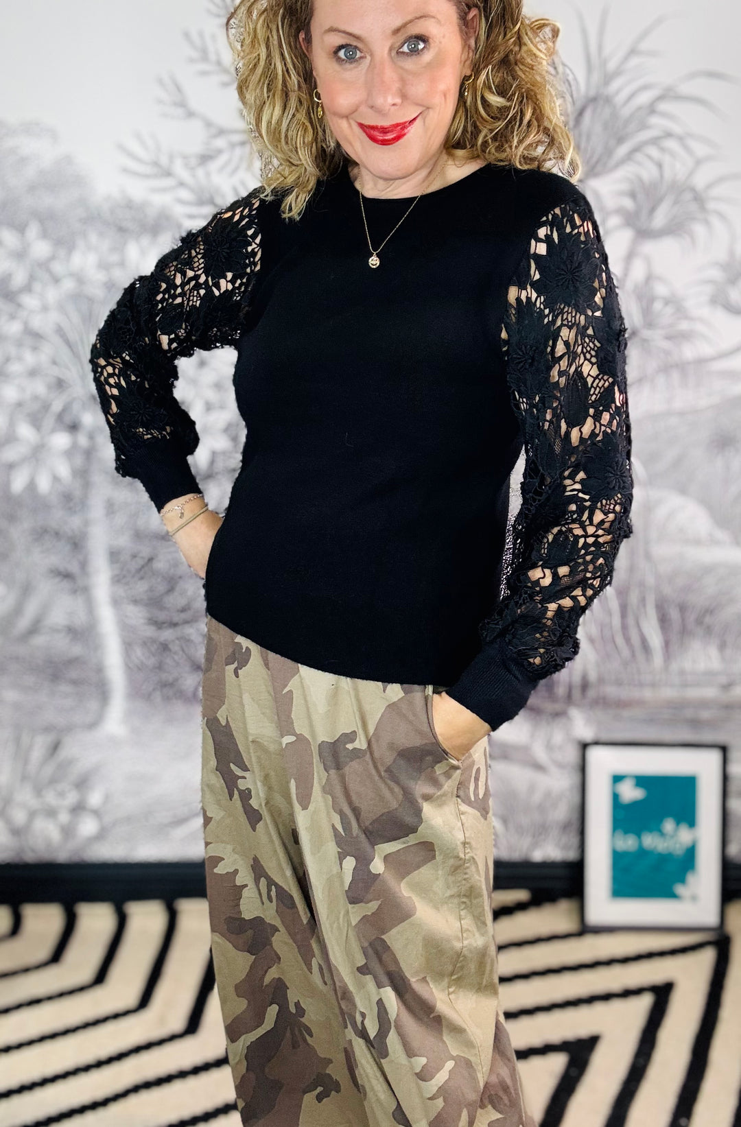 Leanne Lace Sleeve Knit