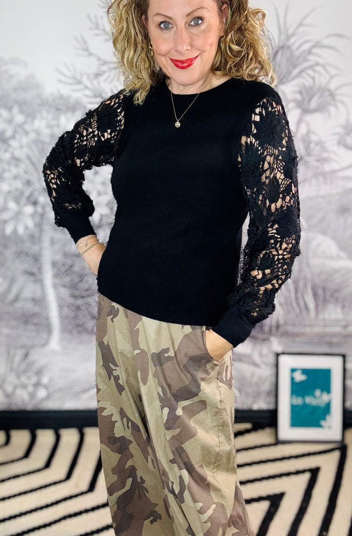 Leanne Lace Sleeve Knit