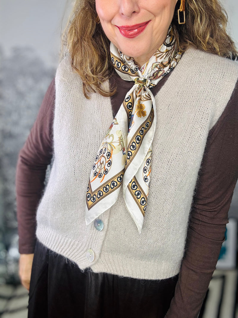 Tazia Mini Scarf with Golden Ring