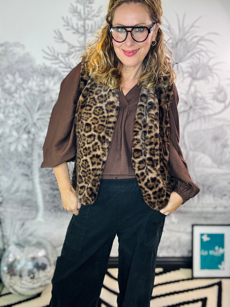 Shanti Super Soft Plush Leo Gilet