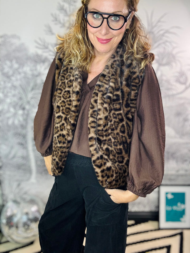 Shanti Super Soft Plush Leo Gilet