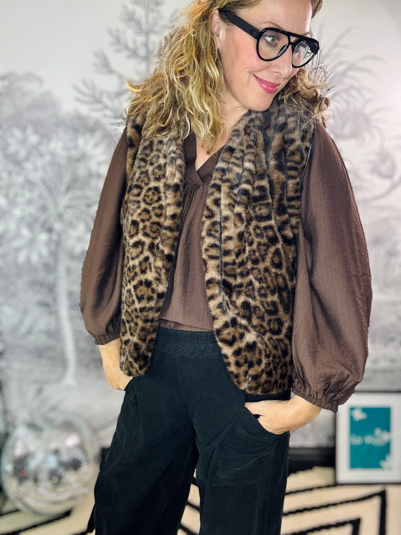 Shanti Super Soft Plush Leo Gilet