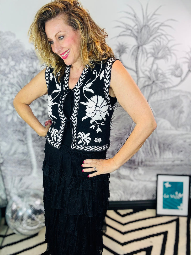 Juno Monochrome Jacquard Knit Gilet