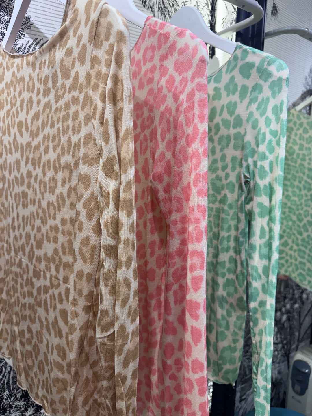 Selena Super Soft Leopard Print Cashmere Layering Top