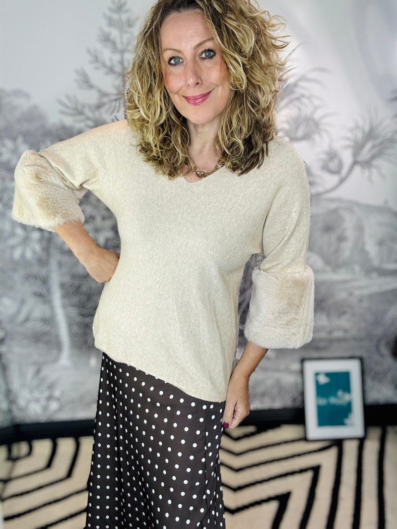 Odell V-Neck Jumper with Faux Fur Trim