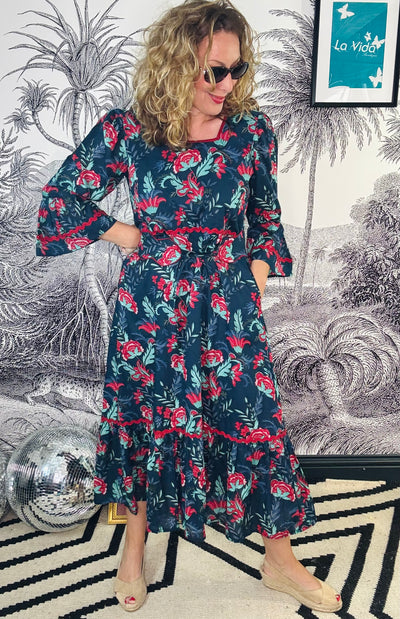 Portrait Square Neck Midi Dress in Solstice Sky