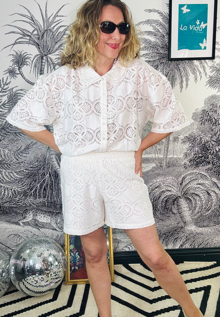 Milos Lace Shorts in Off-White