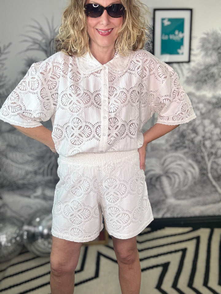 Milos Lace Shorts in Off-White