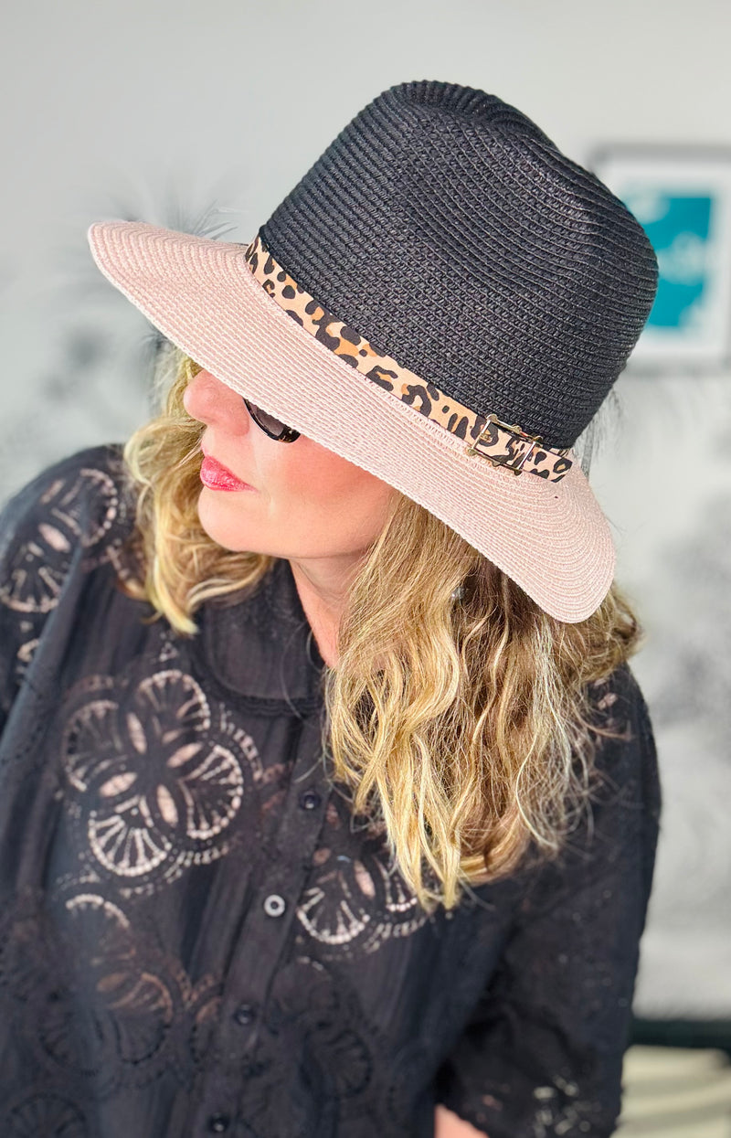 Foldable Panama Hat in Black/ Pale Pink with Leopard Band