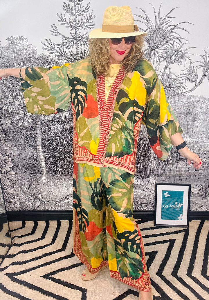 Kimono Jacket in Exotic Leaves in Green