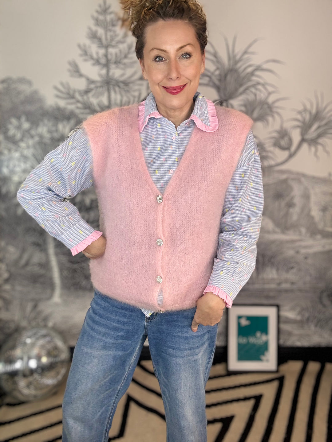 Dolly Collar Gingham Blouse With Embroidery