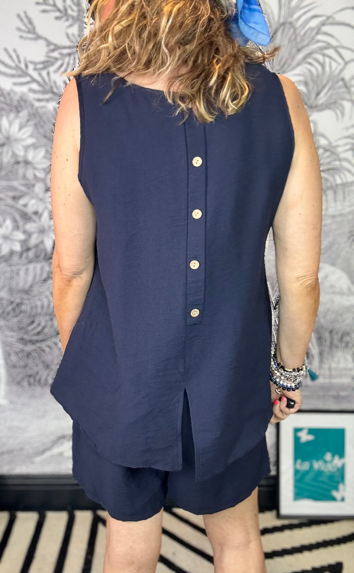 Delvy Button Back Top &amp; Shorts Set