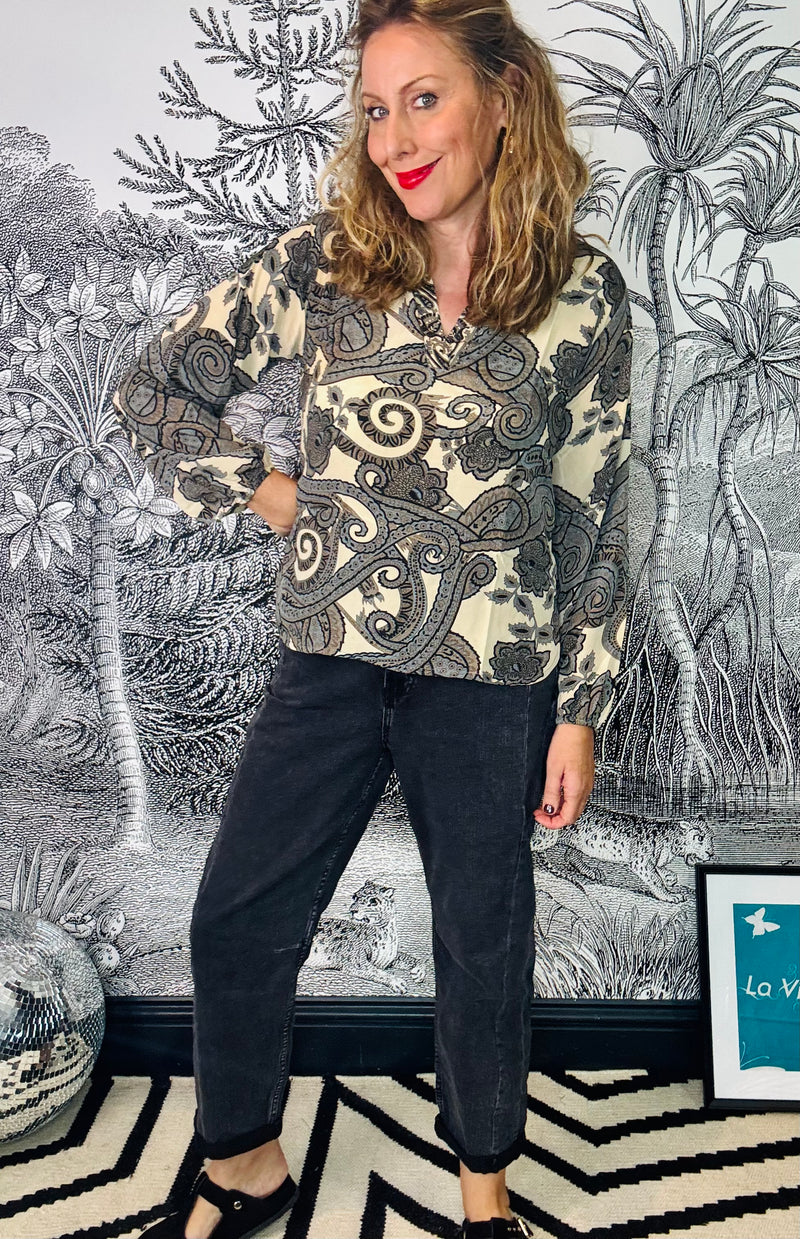Luna Blouse in Grey Paisley