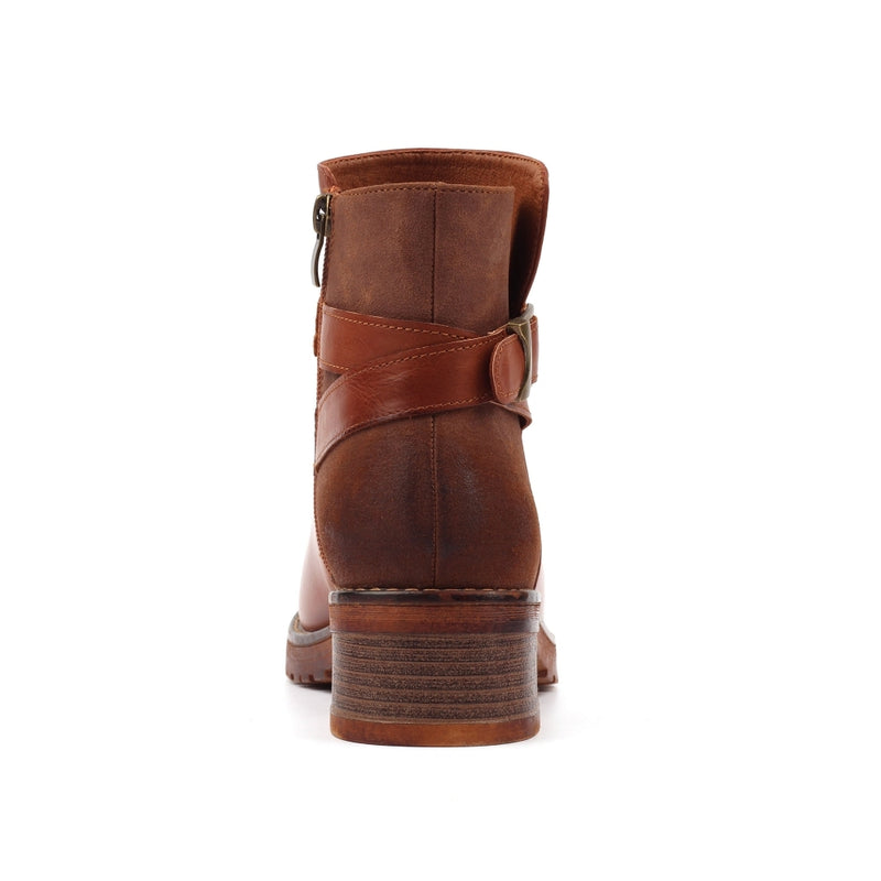 Demure Tan Brown Buckle Boots