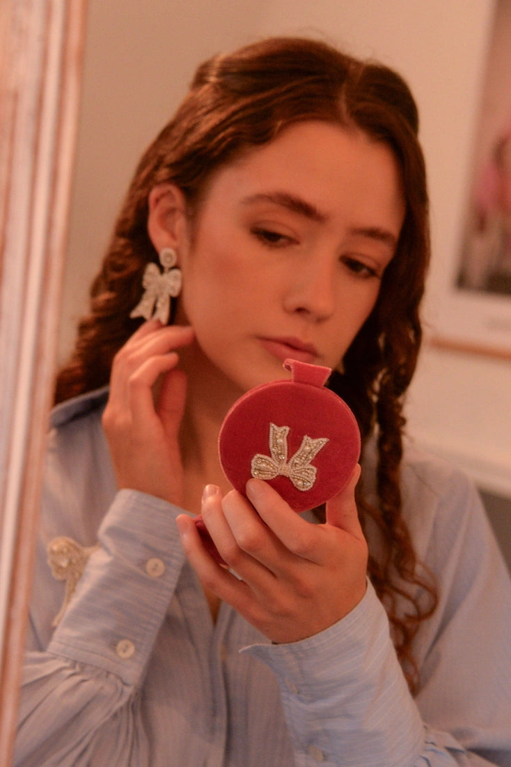 Pearl Bow Compact Mirror