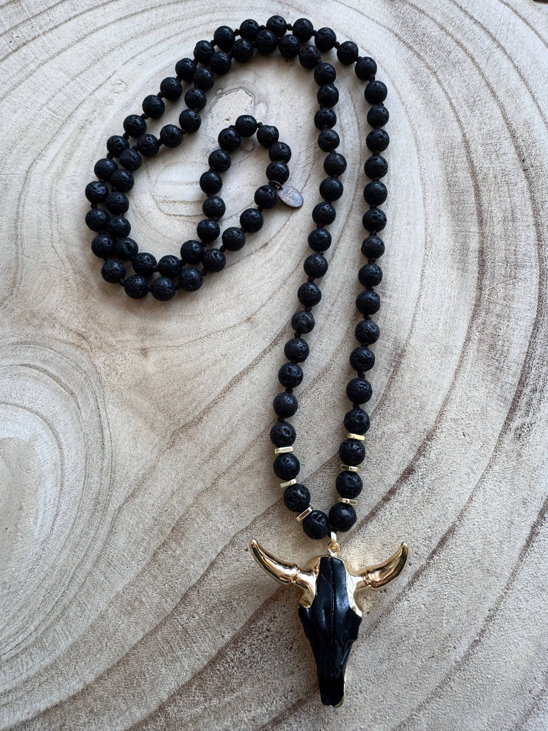 The Black Wildhorn Necklace