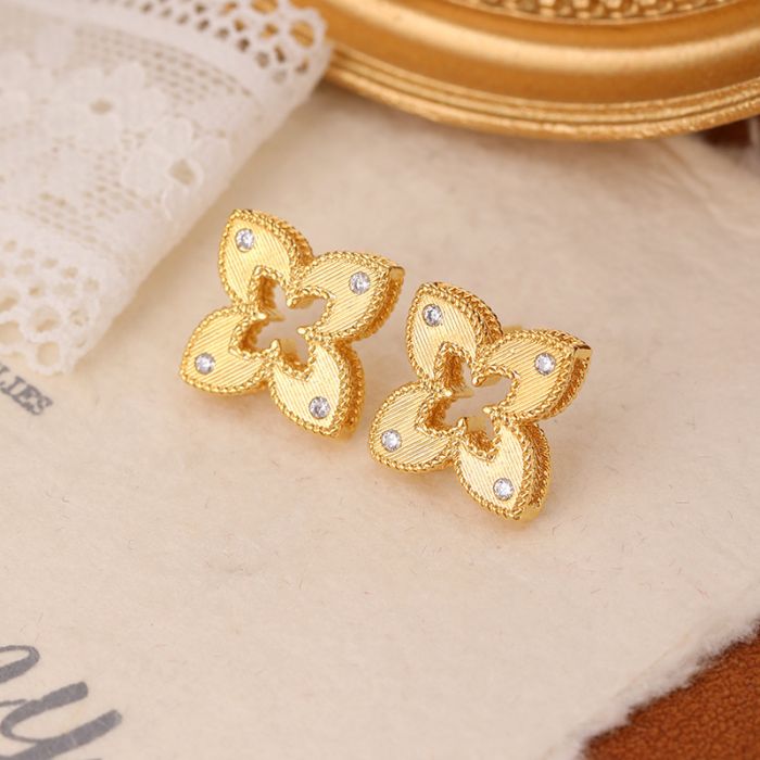 Dainty Four Petals Stud Earrings