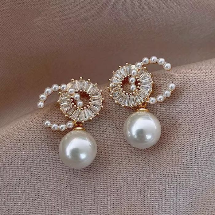 Sparkle Link Pearl Drop Earrings