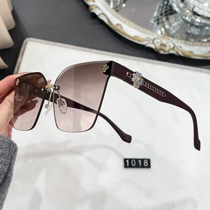 Sparkle Clover Sunglasses