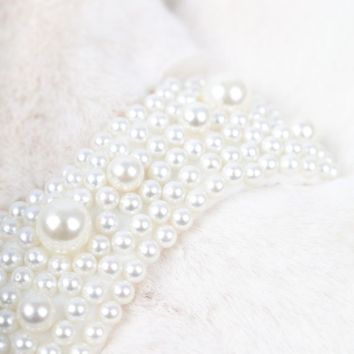 Pearl Cluster Faux Fur Scarf