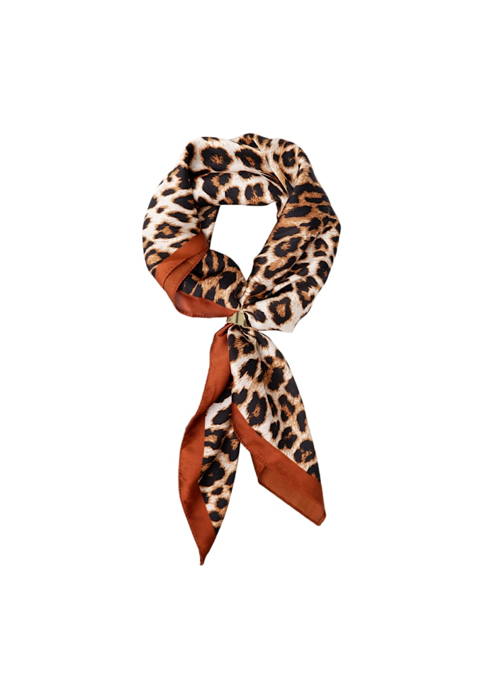 Nira Mini Leo Scarf with Gold Ring