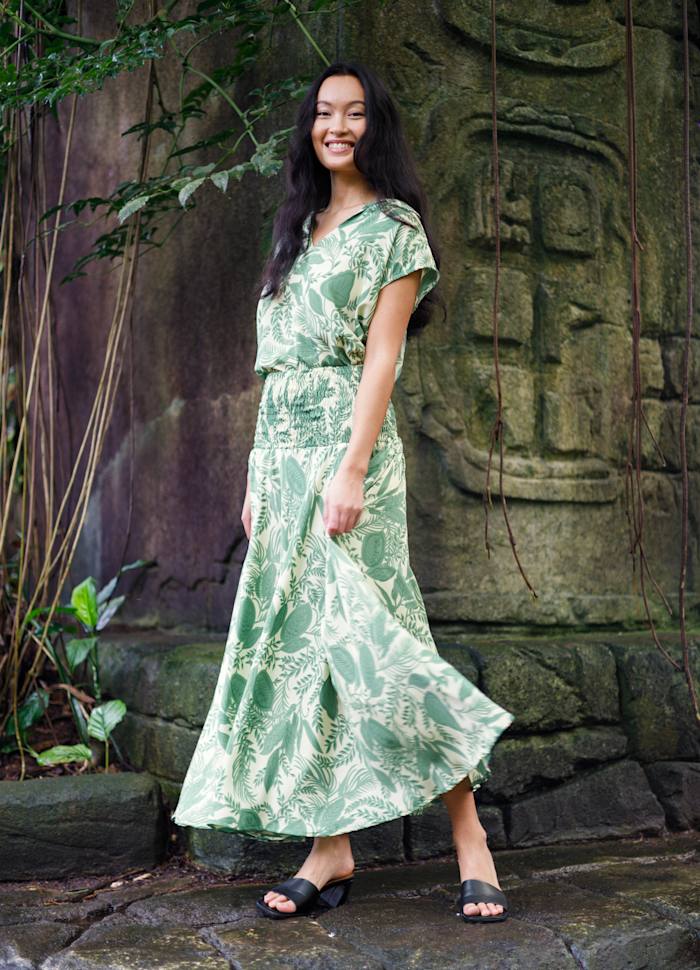 Luna Ane Blouse in Sage Green